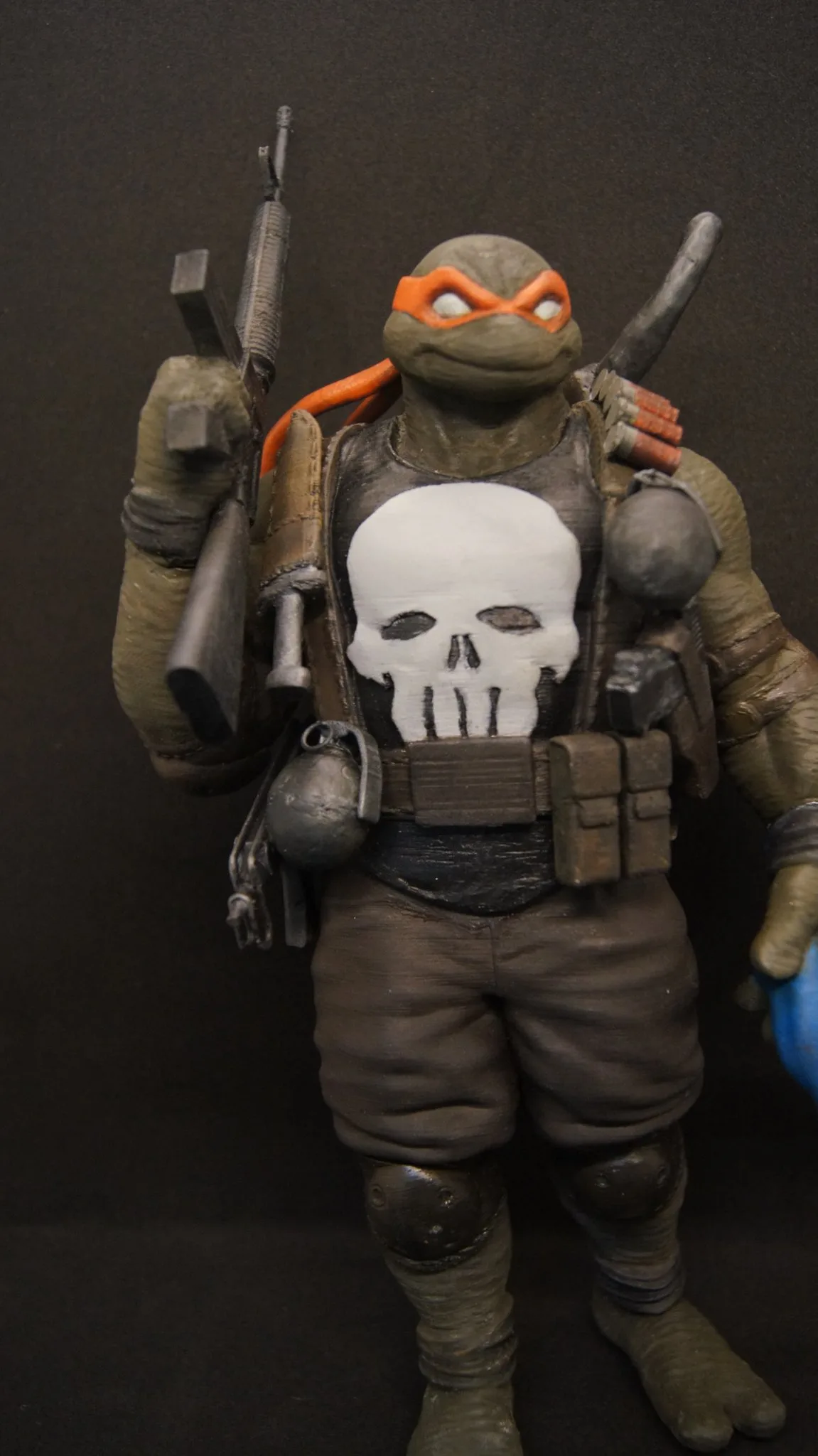 Michelangelo as The Punisher sculpture, TMNT-Marvel mashup in resin