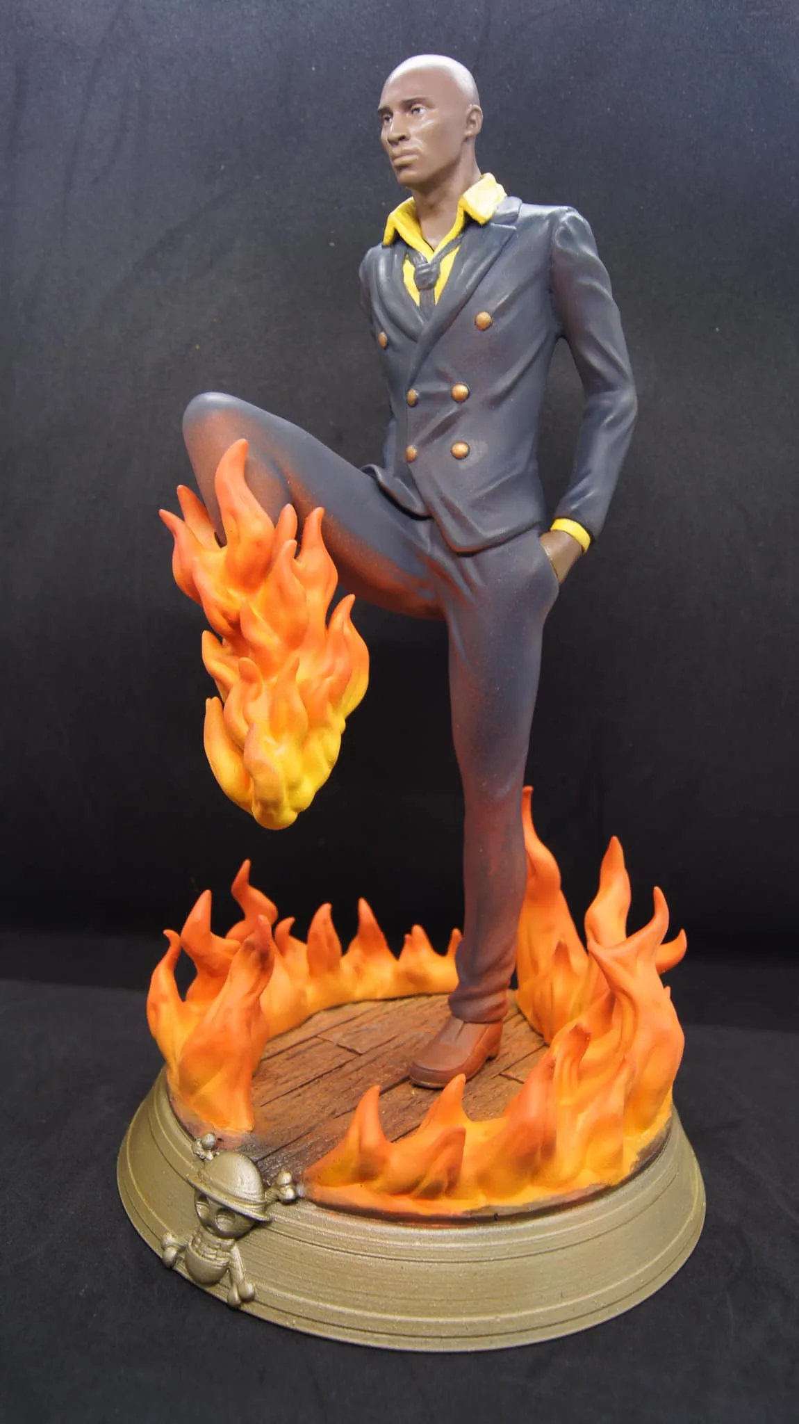 Full view of the 12-inch Kobe Bryant as Sanji sculpture