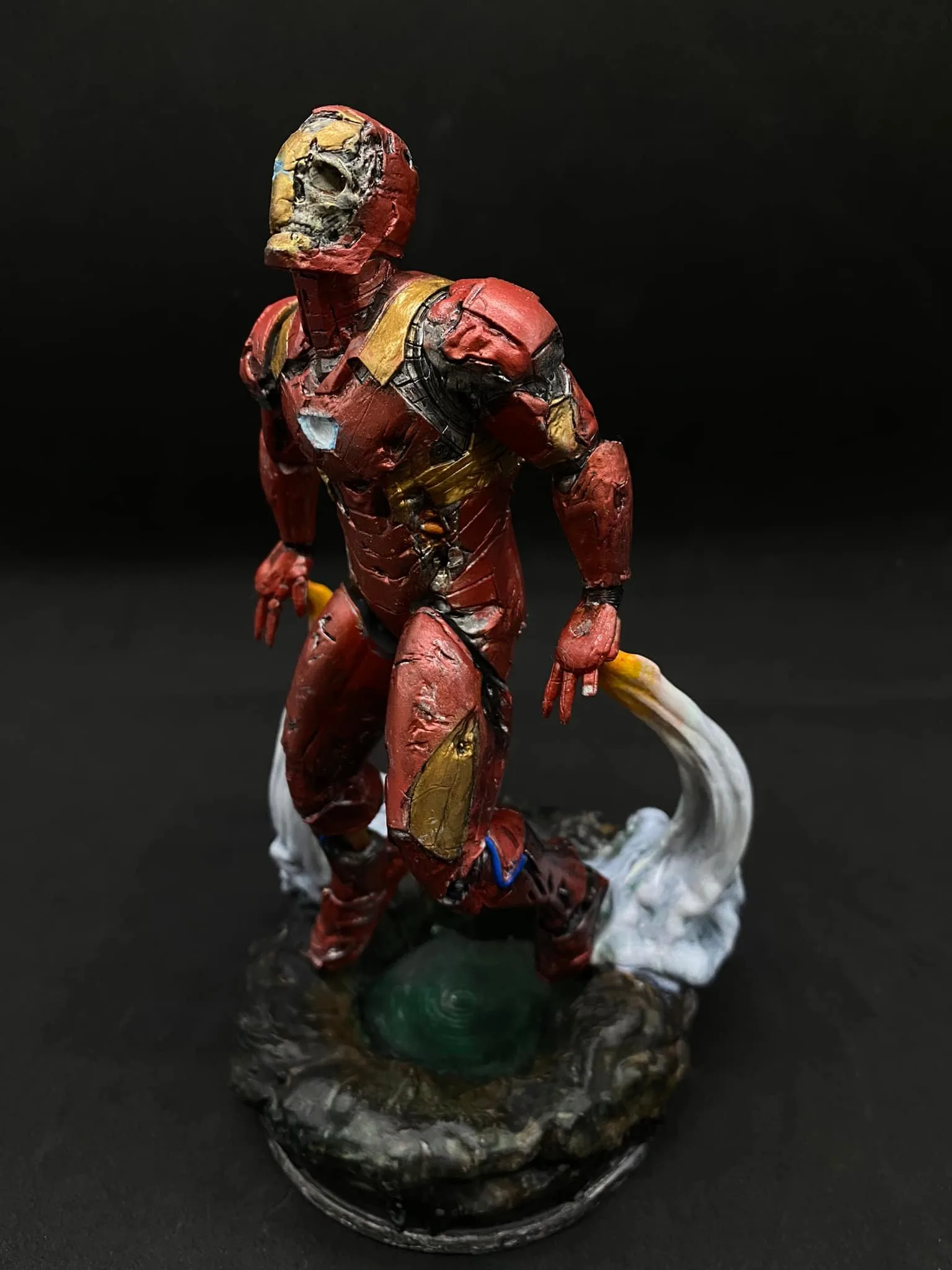 Close-up of Zombie Iron Man's decayed suit and exposed circuitry