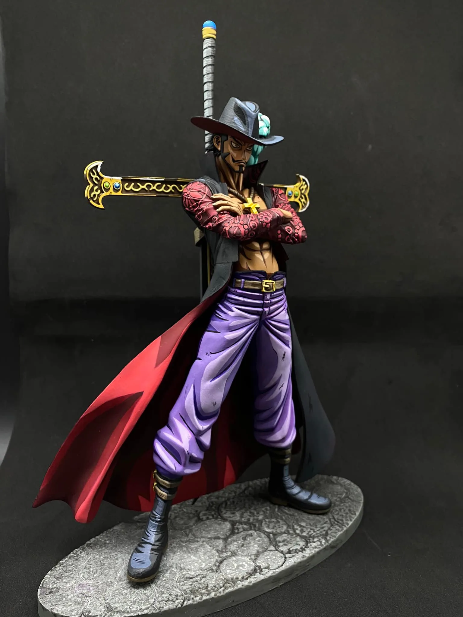 Mihawk figure repaint in manga style — project view 3